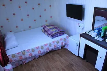 A Ji Hostel Jeju